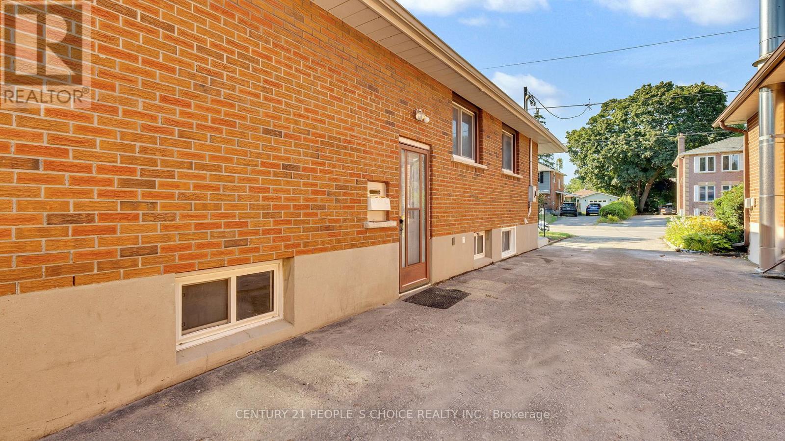 105 Byng Avenue, Oshawa, Ontario  L1G 3N2 - Photo 16 - E12366942