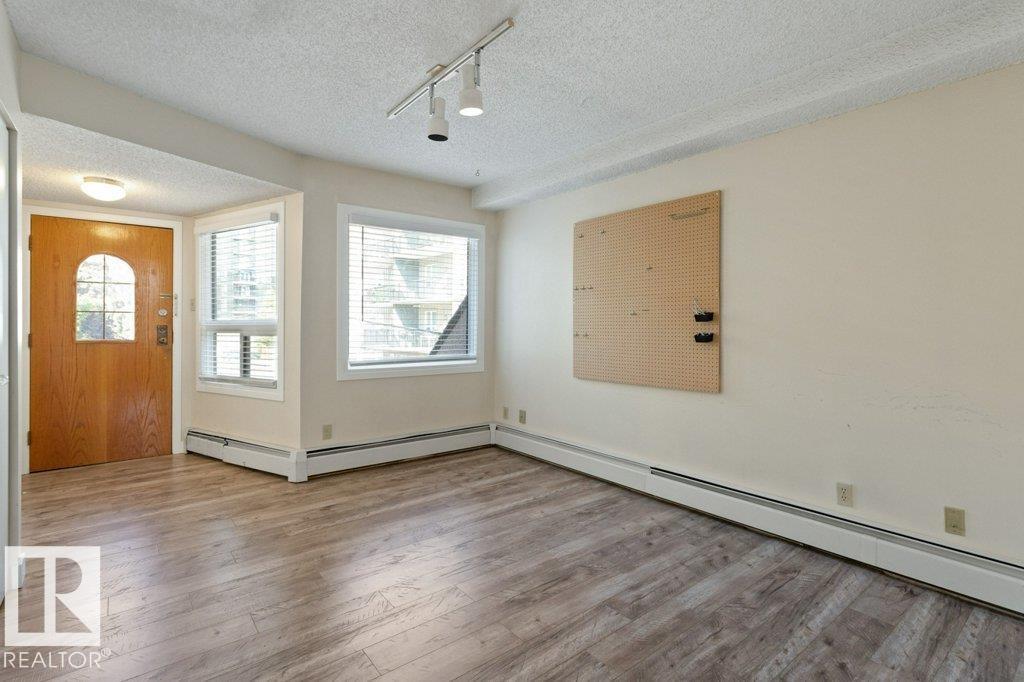 11134 83 Av Nw, Edmonton, Alberta  T6G 0V1 - Photo 9 - E4452457