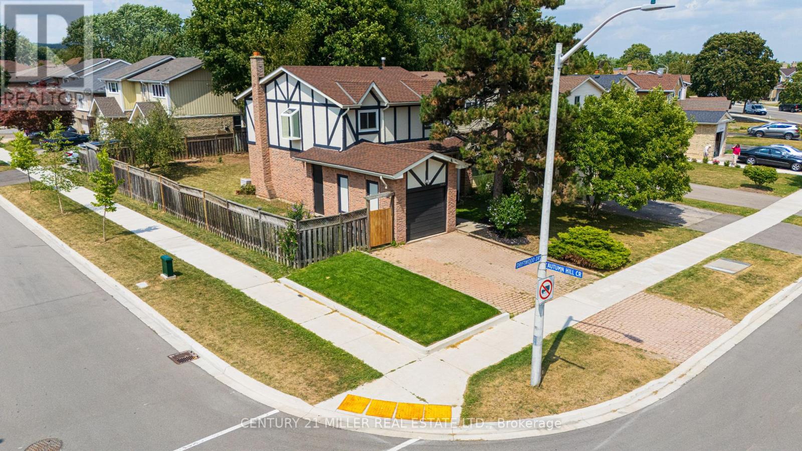 3045 Driftwood Drive, Burlington, Ontario  L7M 1X8 - Photo 41 - W12366978