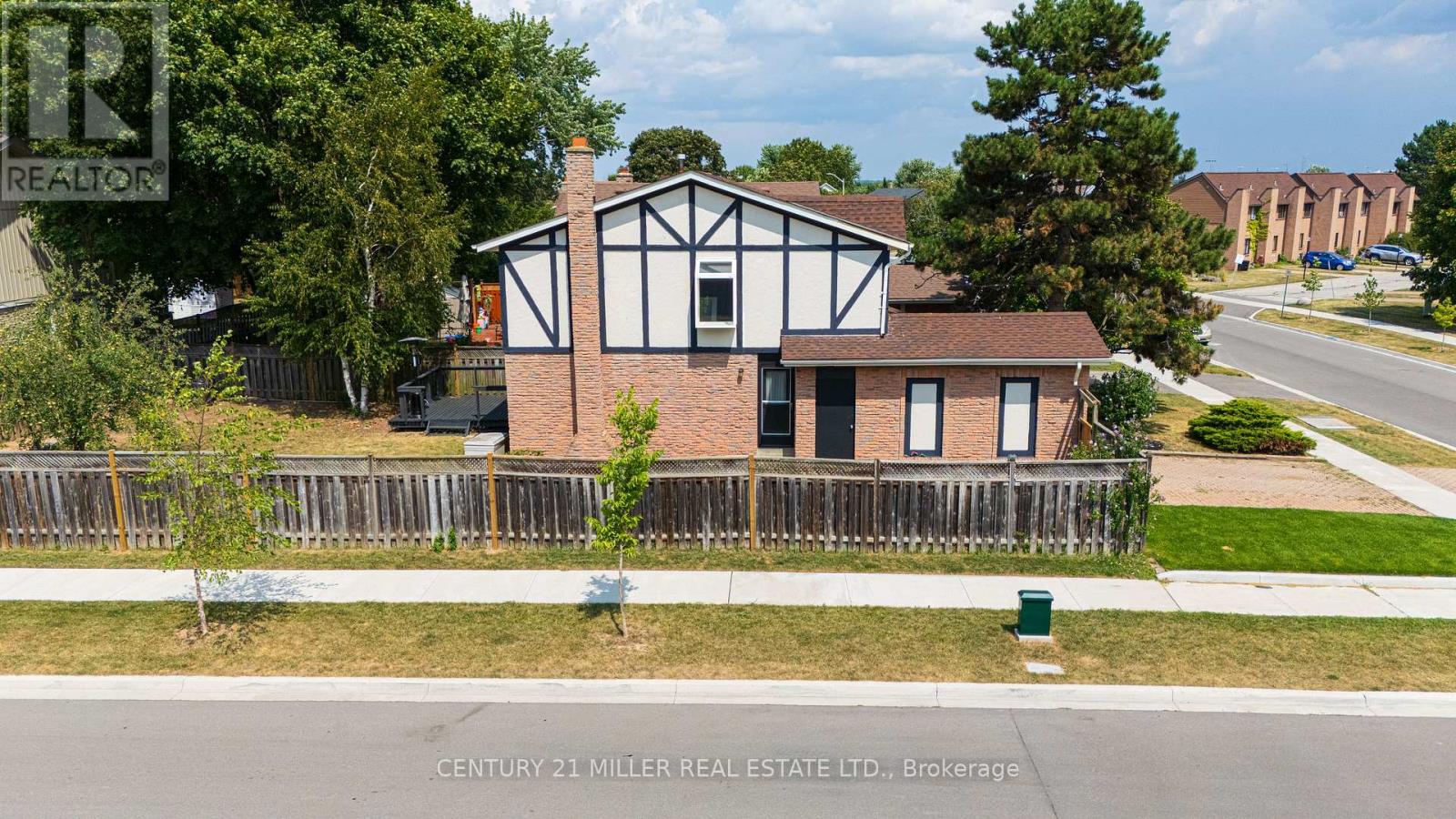 3045 Driftwood Drive, Burlington, Ontario  L7M 1X8 - Photo 43 - W12366978