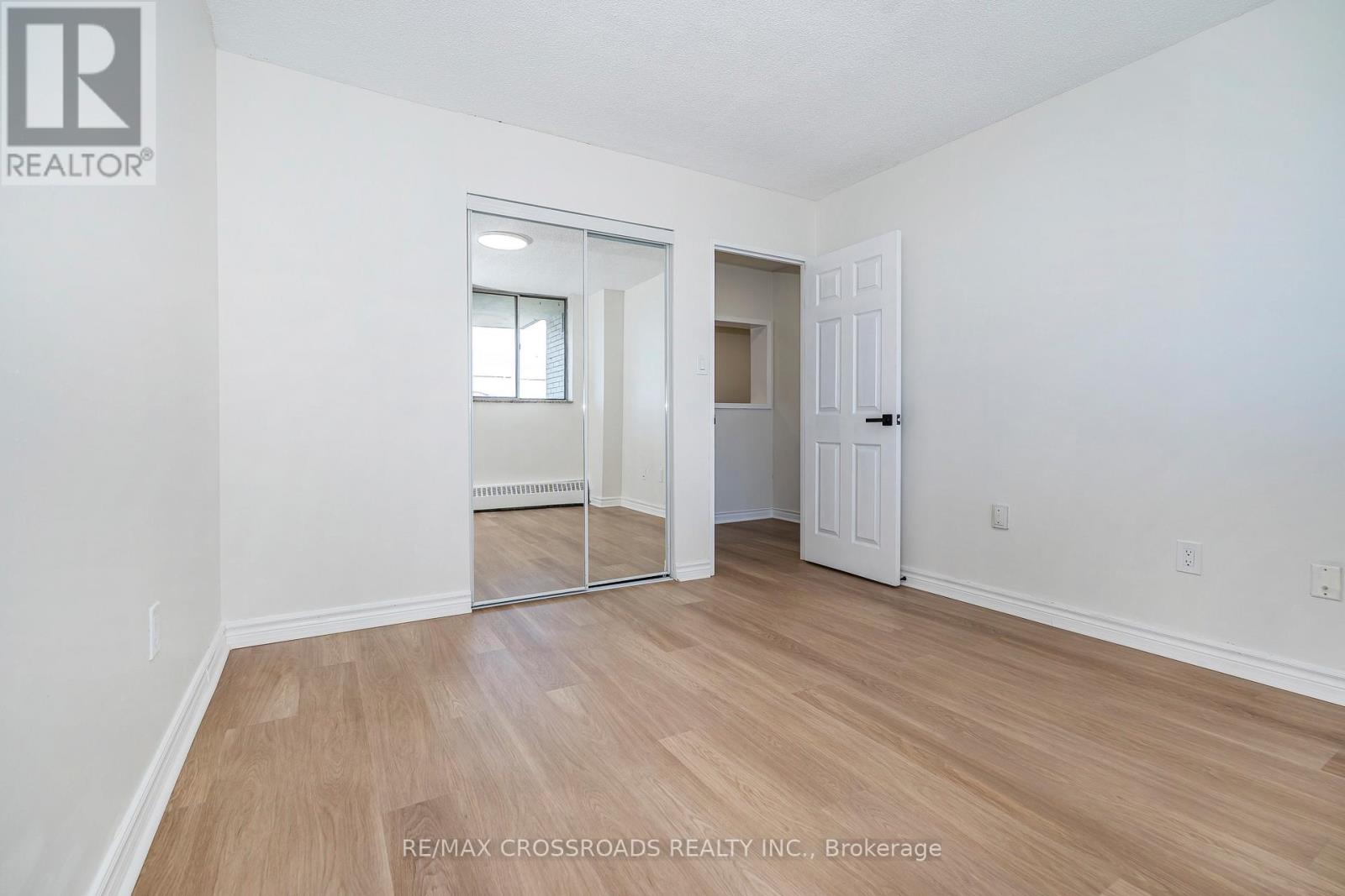 806 - 320 Dixon Road, Toronto, Ontario  M9R 1S8 - Photo 27 - W12367003