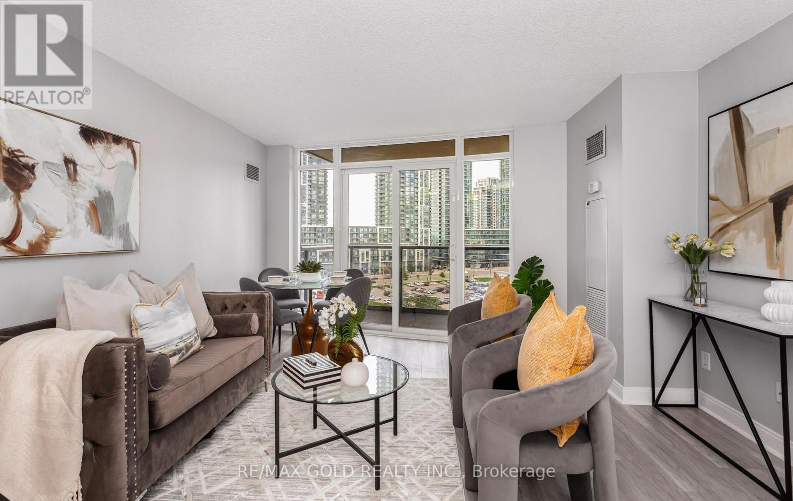 804 - 330 Burnhamthorpe Road, Mississauga, Ontario  L5R 1B8 - Photo 13 - W12367010