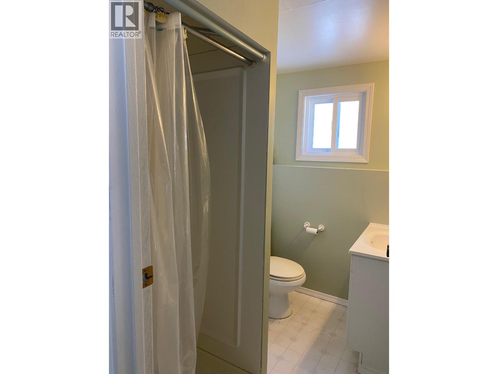 1768 First Street, Fruitvale, British Columbia  V0G 1L0 - Photo 28 - 10335244