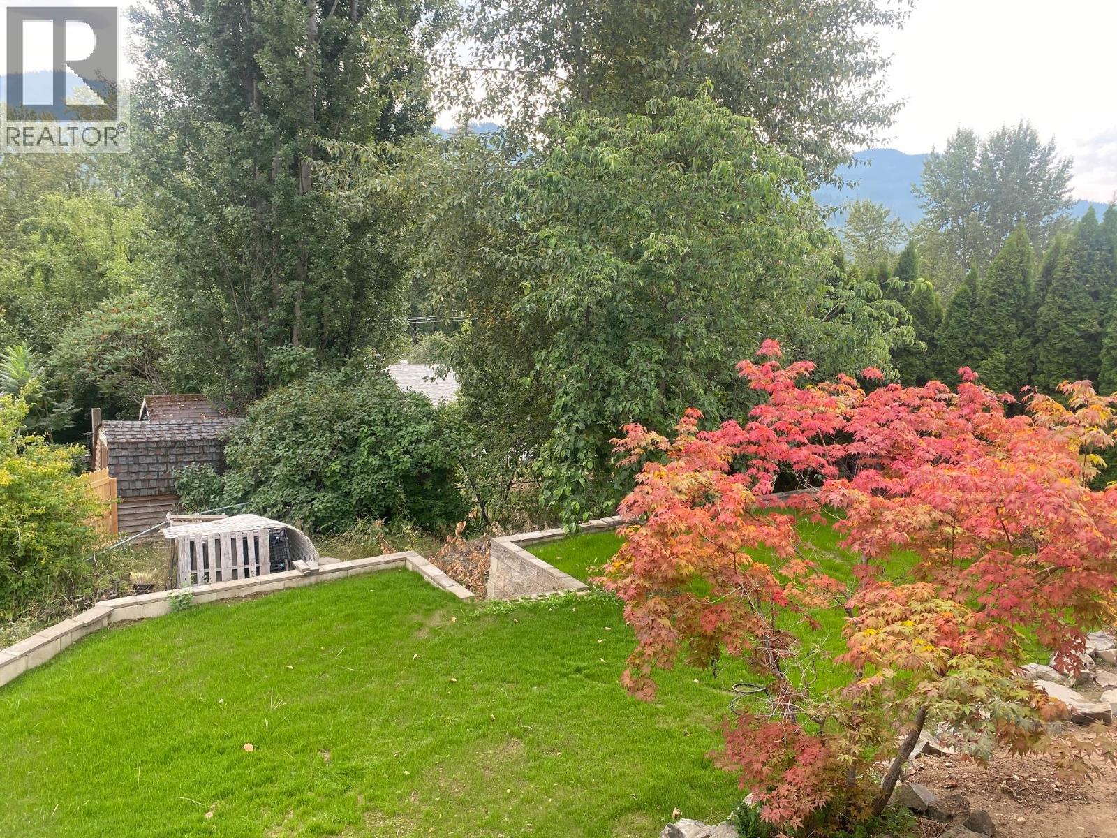 1768 First Street, Fruitvale, British Columbia  V0G 1L0 - Photo 33 - 10335244