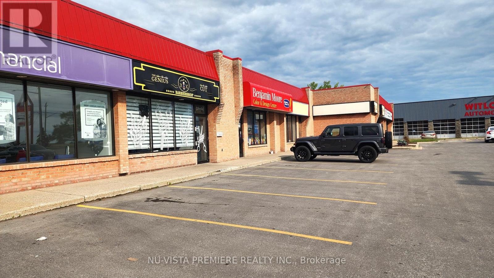 3b - 555 Wellington Road, London South (South R), Ontario  N6C 4R3 - Photo 2 - X12367046
