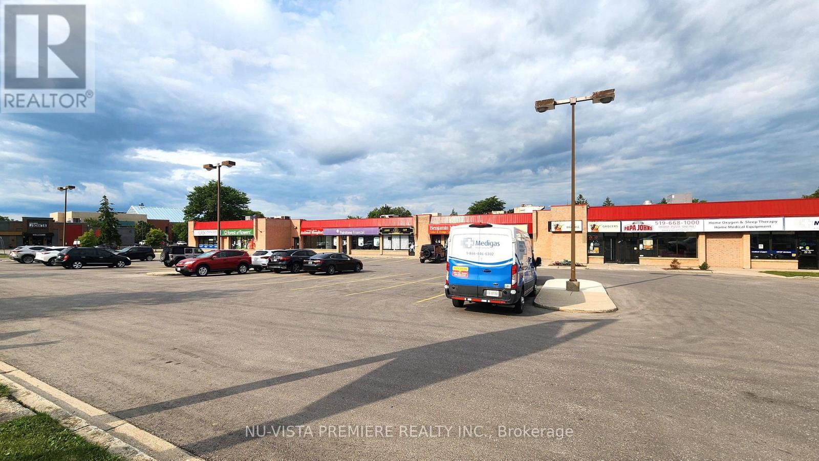 3b - 555 Wellington Road, London South (South R), Ontario  N6C 4R3 - Photo 24 - X12367046