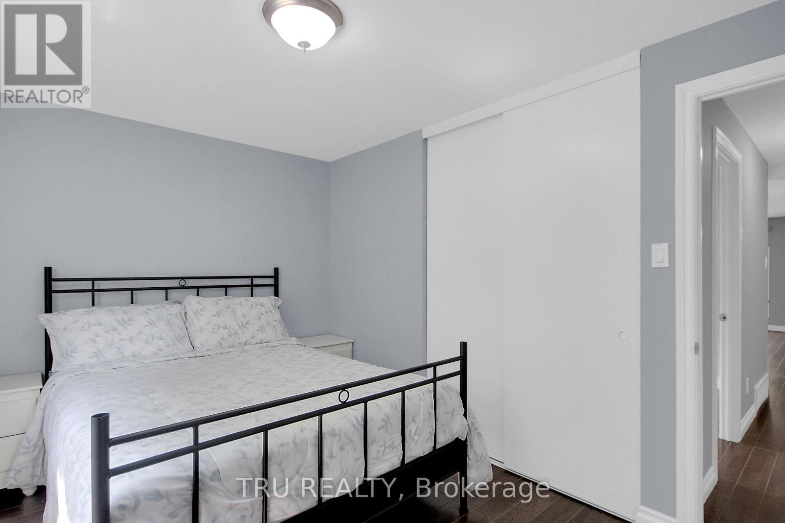 132 Rothesay Drive, Ottawa, Ontario  K2L 1P1 - Photo 25 - X12367032