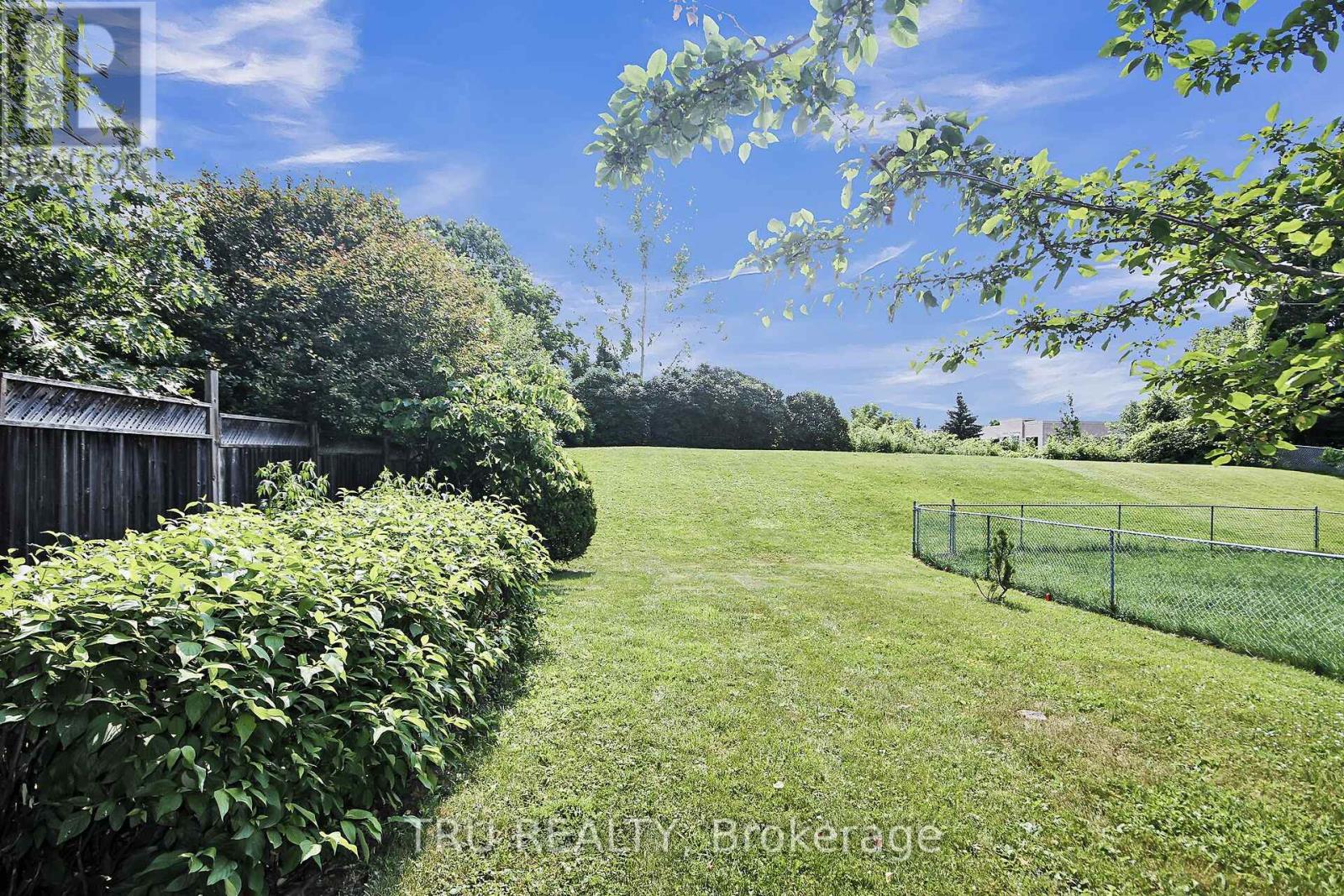 132 Rothesay Drive, Ottawa, Ontario  K2L 1P1 - Photo 43 - X12367032