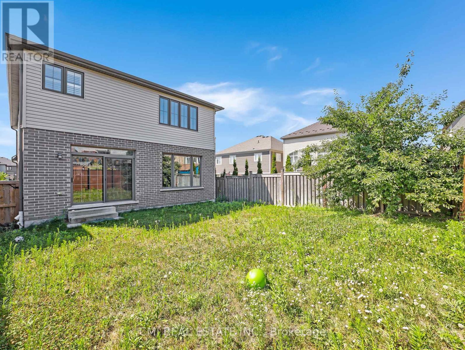150 Blair Creek Drive, Kitchener, Ontario  N2P 0C2 - Photo 42 - X12366959