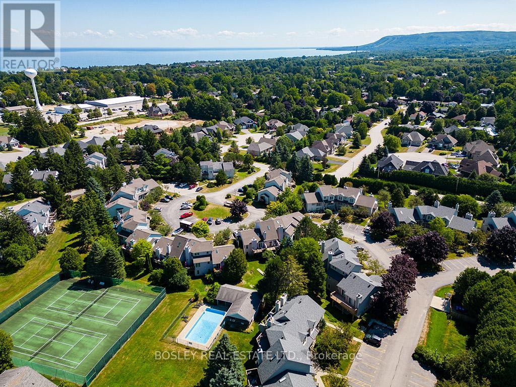 113 - 150 Victoria Street S, Blue Mountains, Ontario  N0H 2P0 - Photo 2 - X12367006