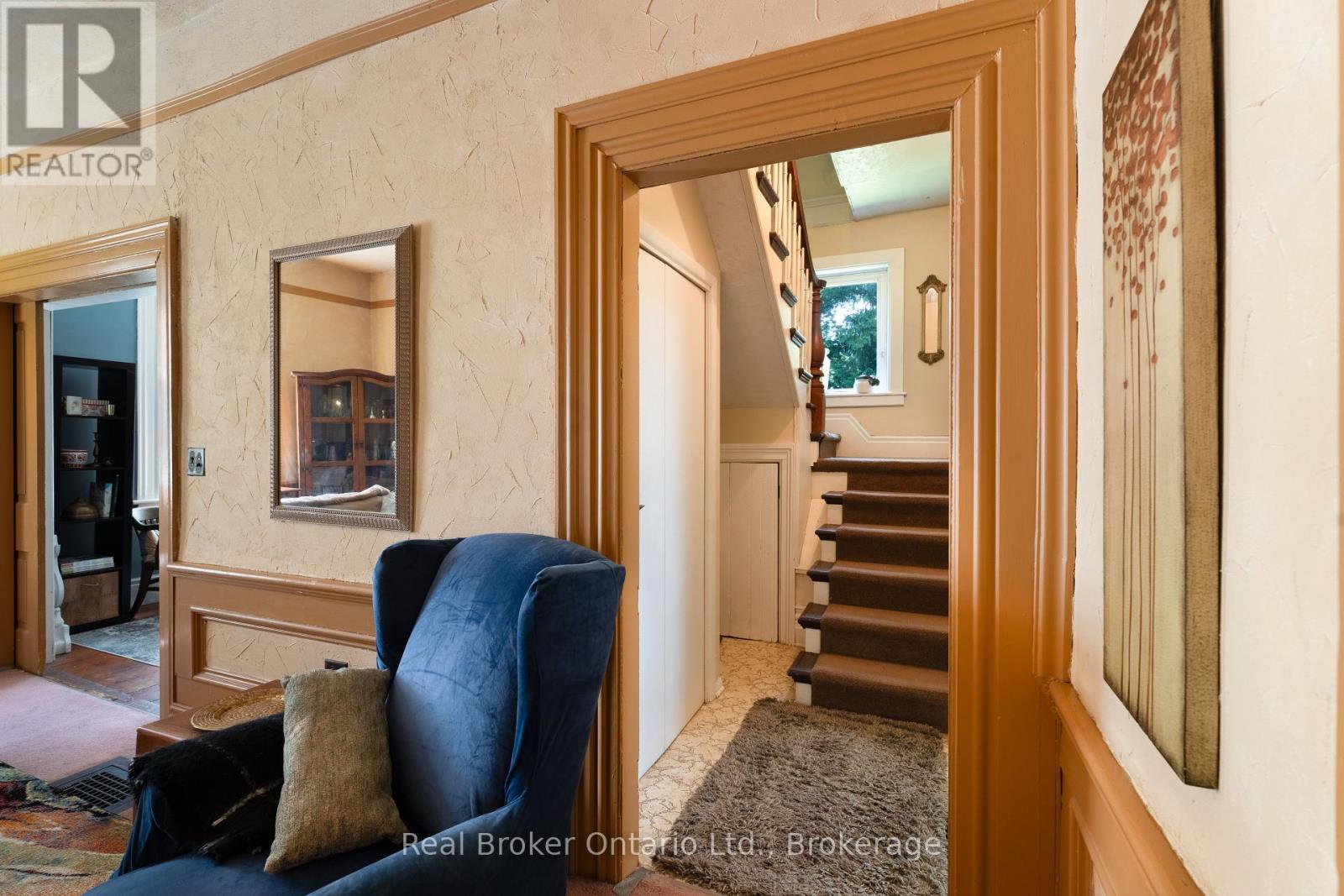 21266 Thames Road, Southwest Middlesex, Ontario  N0L 1A0 - Photo 28 - X12367064