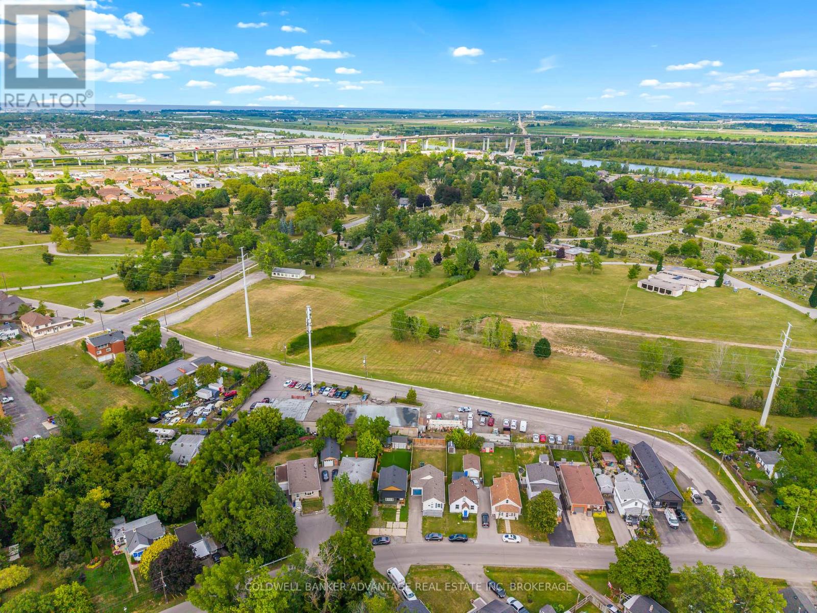 51 Rosedale Avenue, St. Catharines, Ontario  L2P 1Y6 - Photo 31 - X12367039