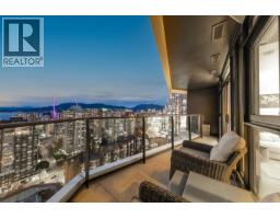 2404 889 PACIFIC STREET, Vancouver, British Columbia