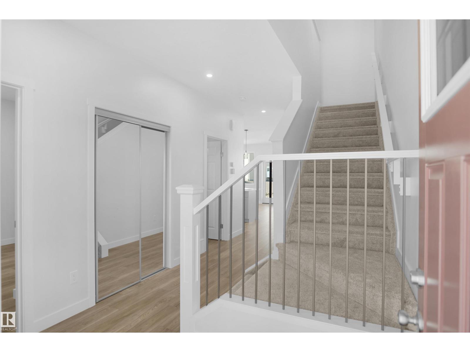 17420 7 St Ne, Edmonton, Alberta  T5Y 4E7 - Photo 5 - E4447084