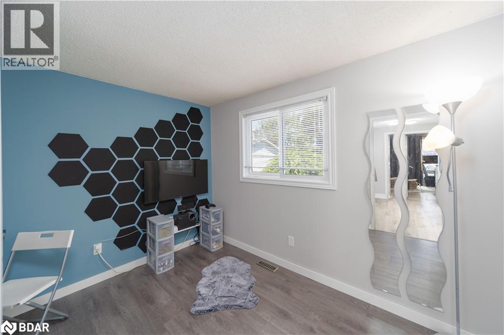 23 Wilde Place, Barrie, Ontario  L4N 4W6 - Photo 14 - 40763881