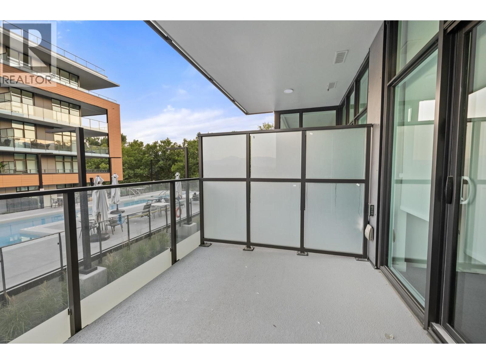 3389 Lakeshore Road Unit# N313 Kelowna Photo 8