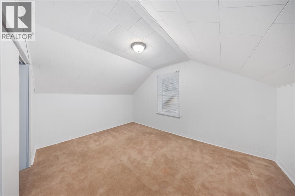 142 Napier Street, Sarnia, Ontario  N7T 6E6 - Photo 7 - 25019010