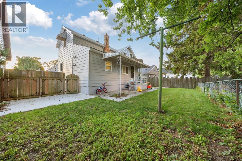 142 Napier Street, Sarnia, Ontario  N7T 6E6 - Photo 17 - 25019010