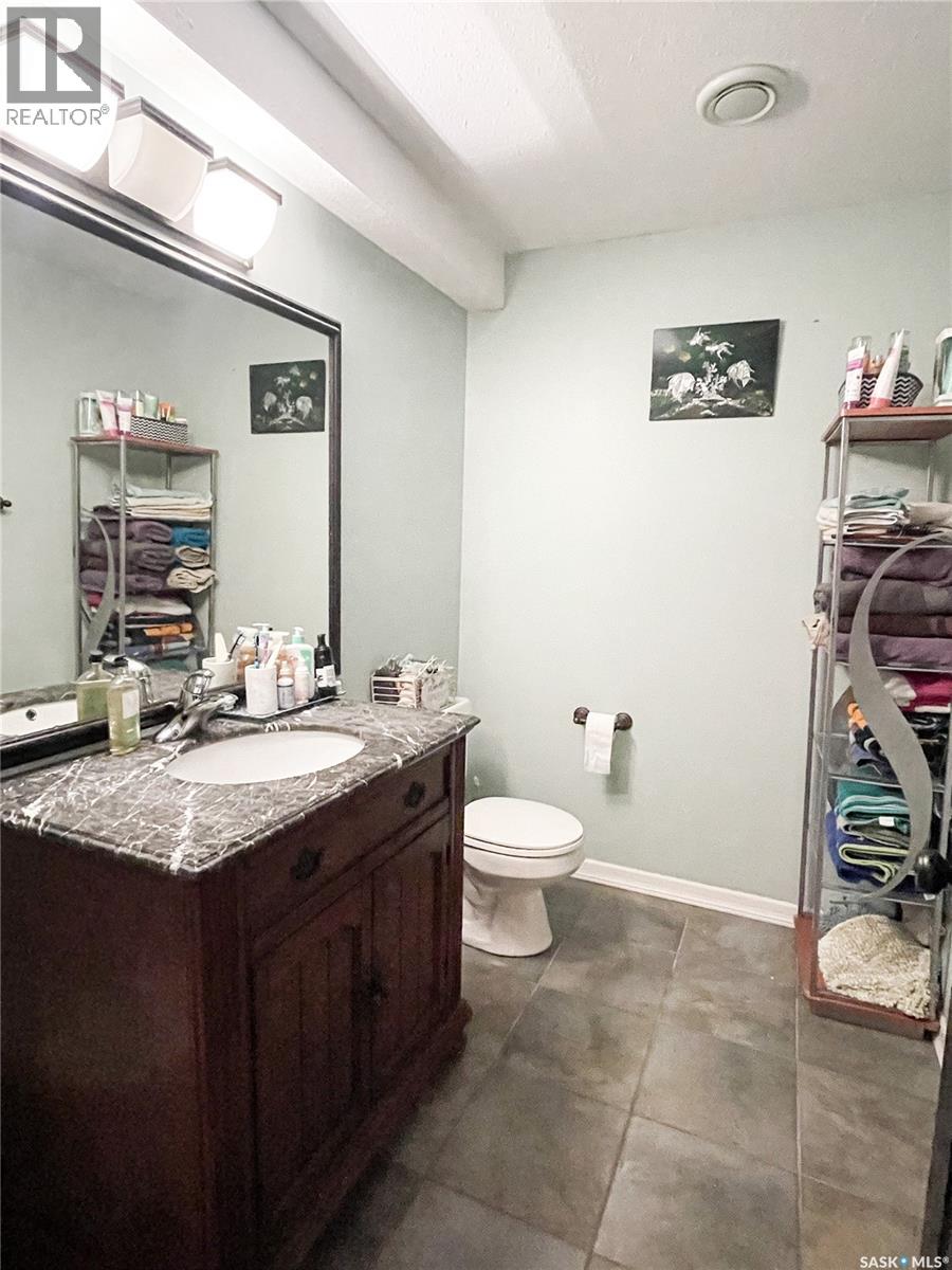 33 Bridger Drive, Meadow Lake, Saskatchewan  S9X 1Z9 - Photo 26 - SK016612