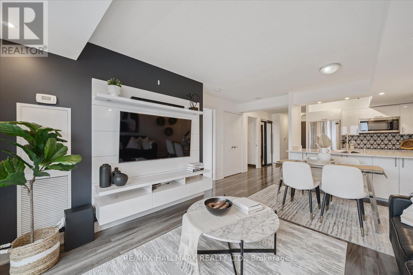 3006 - 125 VILLAGE GREEN SQUARE, Toronto, Ontario