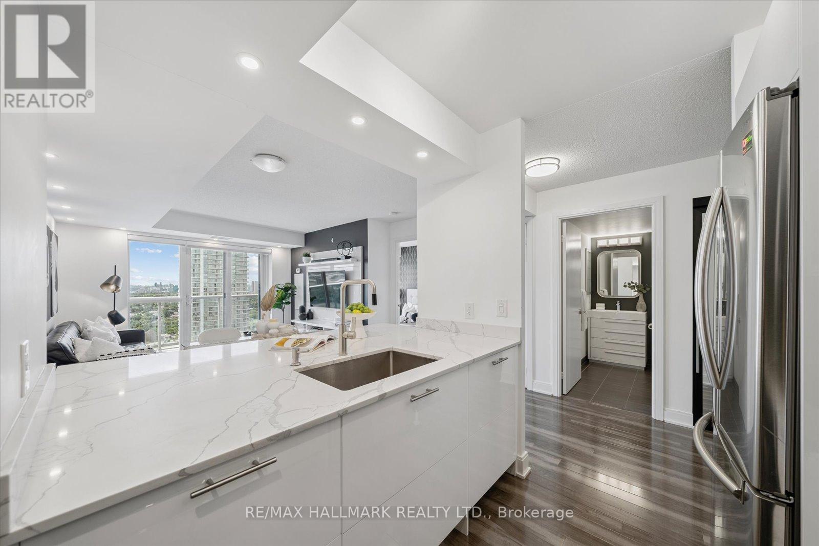 3006 - 125 Village Green Square, Toronto (Agincourt South-Malvern West), Ontario  M1S 0G3 - Photo 11 - E12367030
