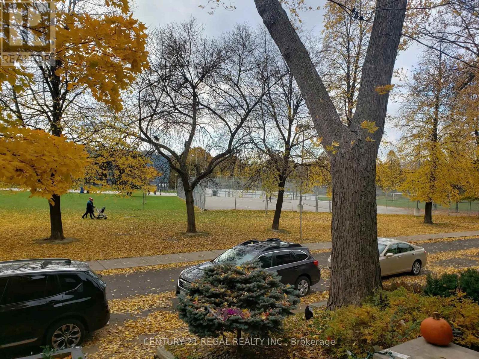 Main - 191 Booth Avenue, Toronto, Ontario  M4M 2M6 - Photo 2 - E12367038