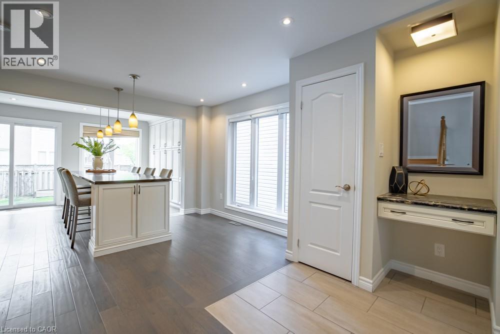 5161 Ridgewell Road, Burlington, Ontario L7L 6N7 - Photo 7 - 40761698