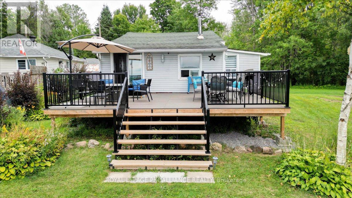 75 A & B HUGHES LANE, tweed (hungerford (twp)), Ontario