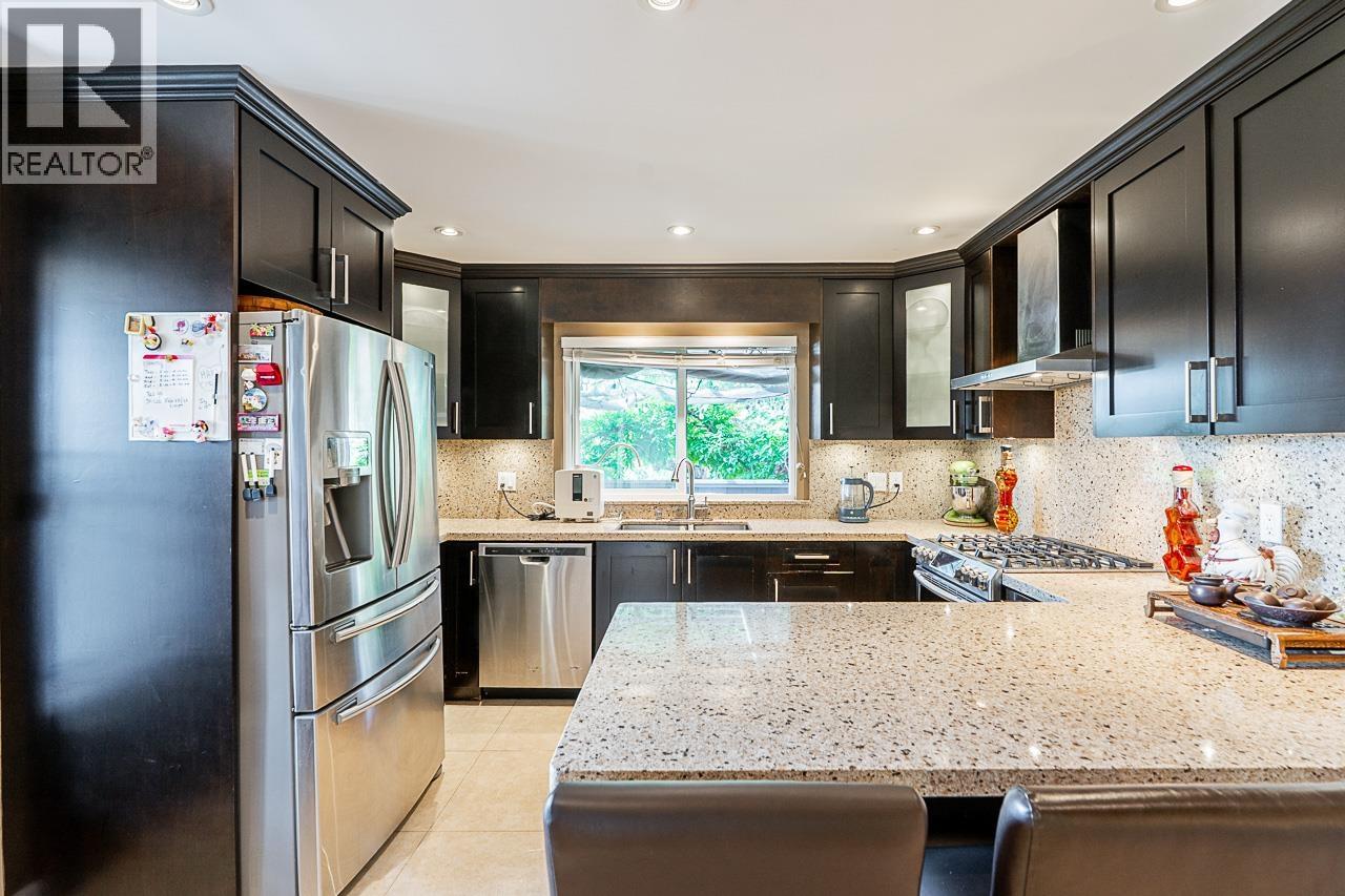 2283 Cliff Avenue, Burnaby, British Columbia  V5A 2L1 - Photo 8 - R3039566