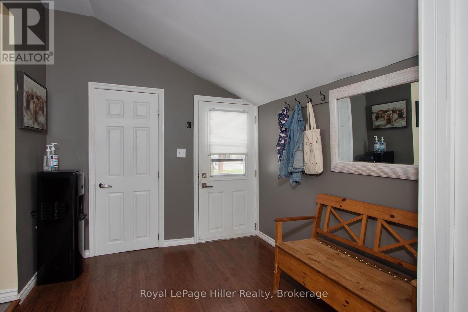 53 George Street E, Huron East, Ontario  N0K 1W0 - Photo 10 - X12367073