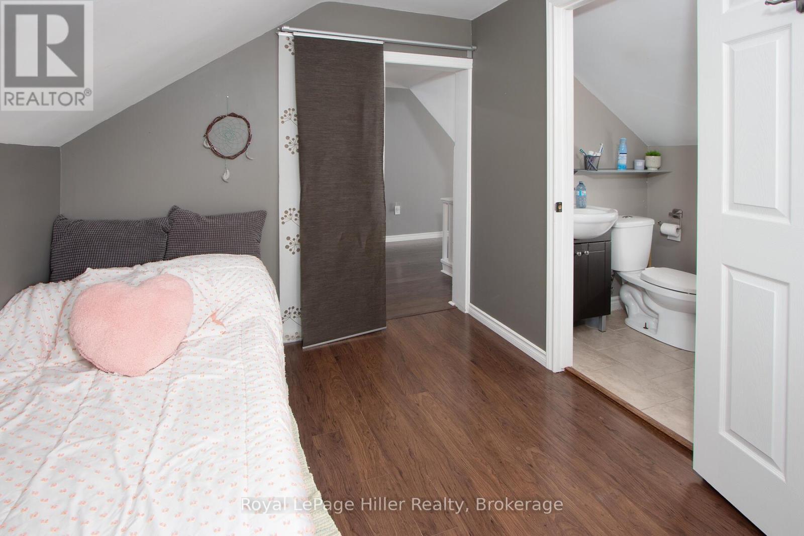 53 George Street E, Huron East, Ontario  N0K 1W0 - Photo 24 - X12367073