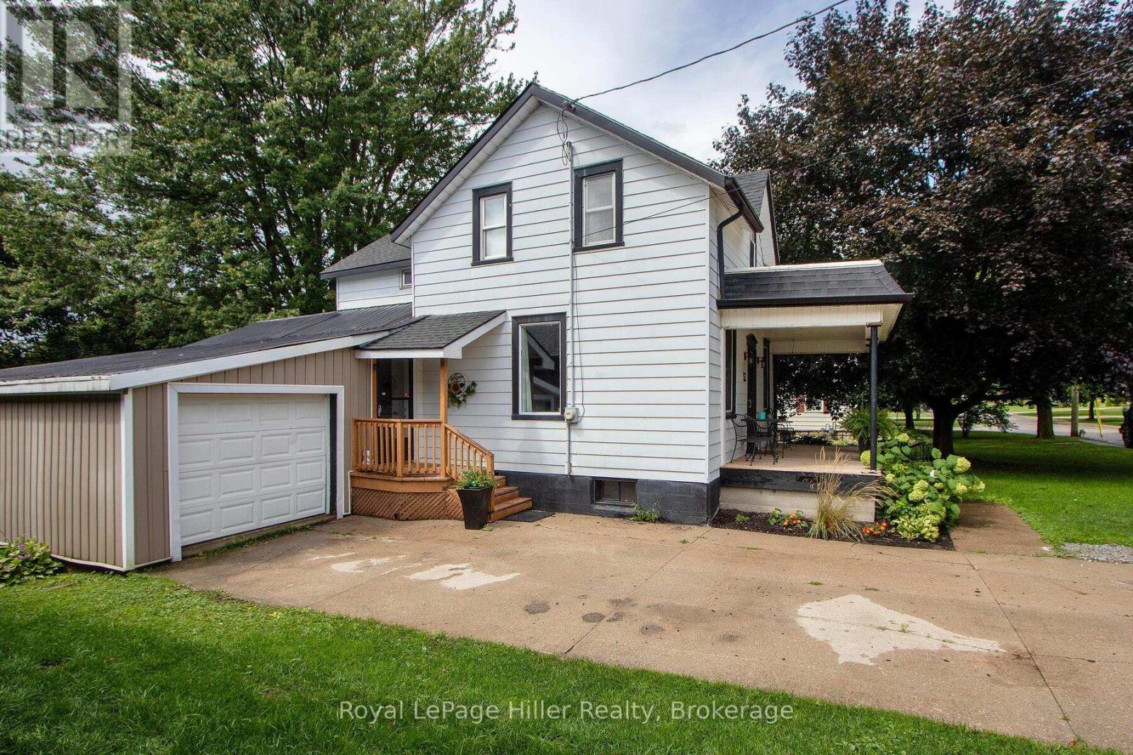 53 George Street E, Huron East, Ontario  N0K 1W0 - Photo 3 - X12367073