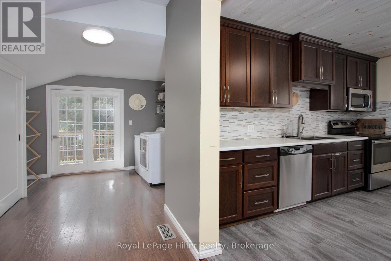 53 George Street E, Huron East, Ontario  N0K 1W0 - Photo 31 - X12367073