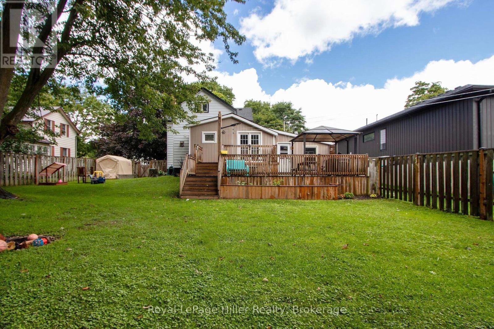 53 George Street E, Huron East, Ontario  N0K 1W0 - Photo 39 - X12367073