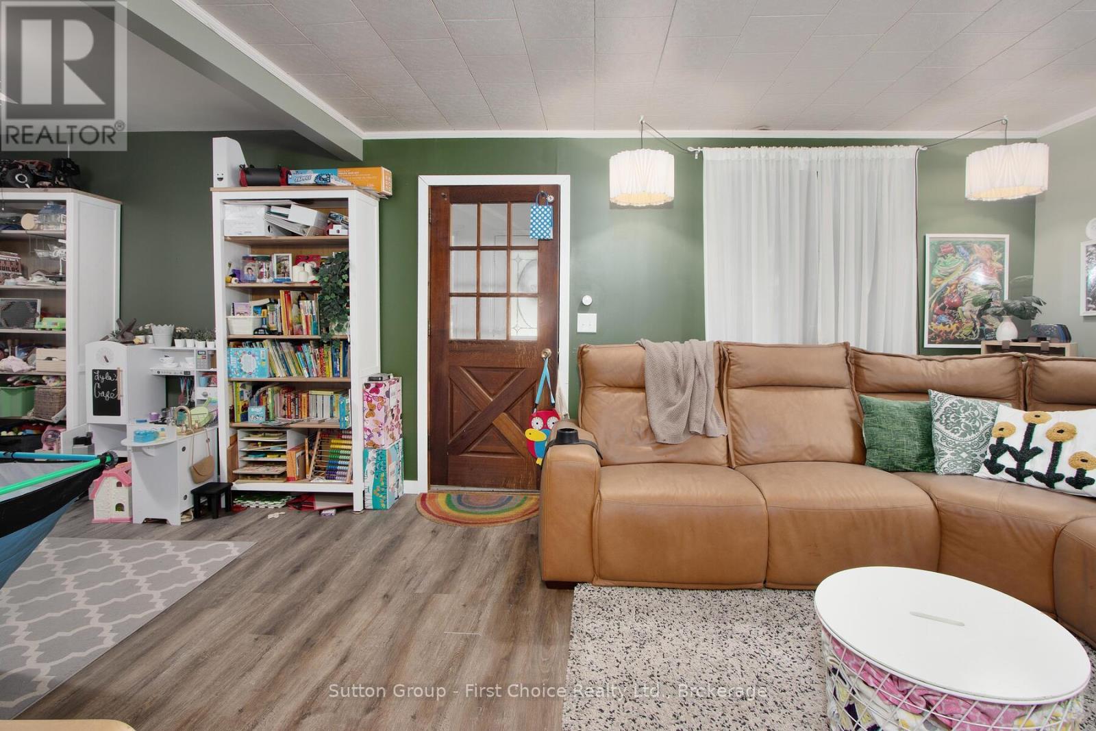 27 Arthur Street, West Perth, Ontario  N0K 1N0 - Photo 4 - X12367086