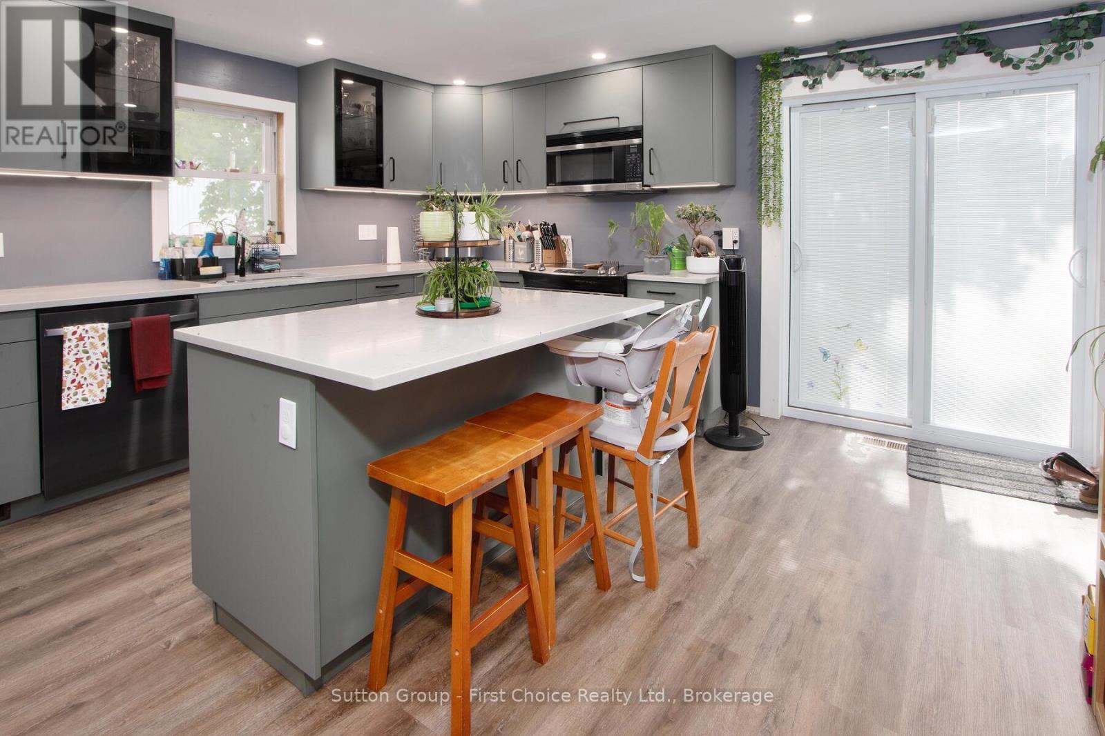 27 Arthur Street, West Perth, Ontario  N0K 1N0 - Photo 7 - X12367086