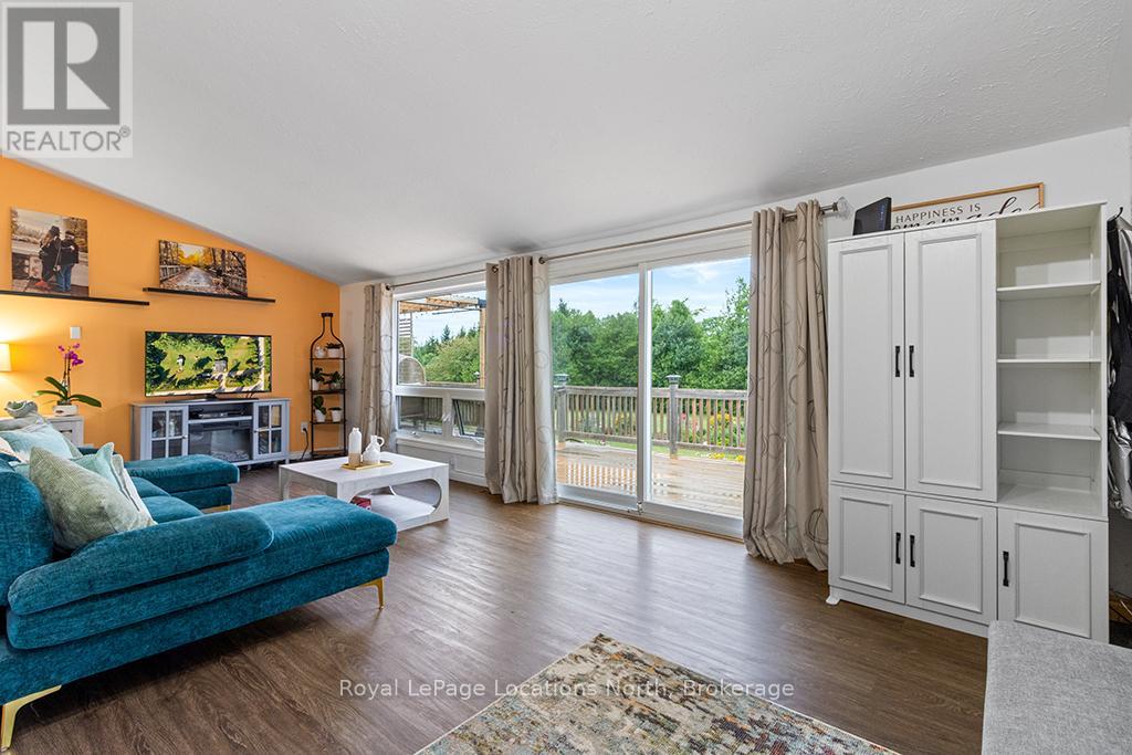 163 John Street, Meaford, Ontario  N4L 1W7 - Photo 15 - X12367166