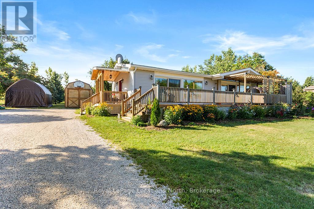 163 John Street, Meaford, Ontario  N4L 1W7 - Photo 5 - X12367166