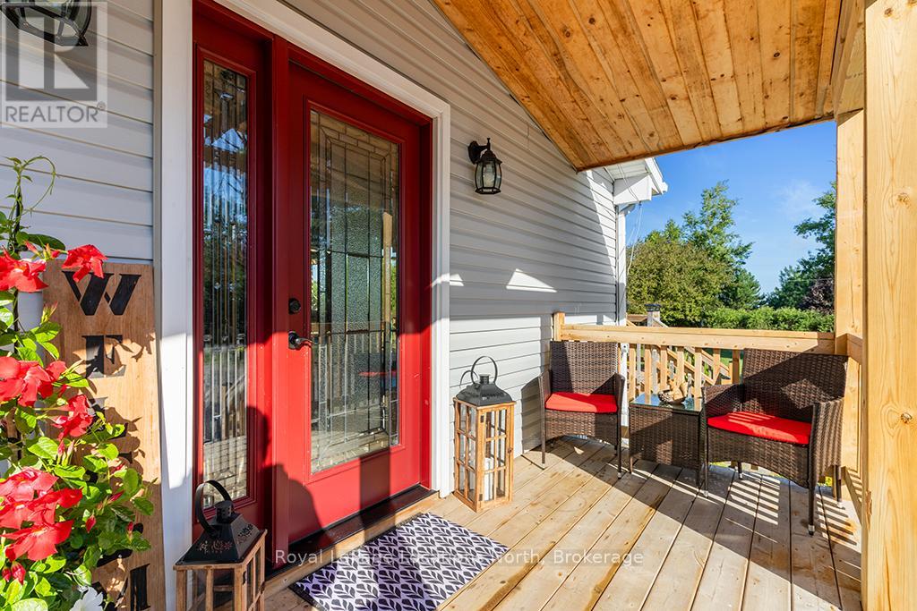 163 John Street, Meaford, Ontario  N4L 1W7 - Photo 7 - X12367166