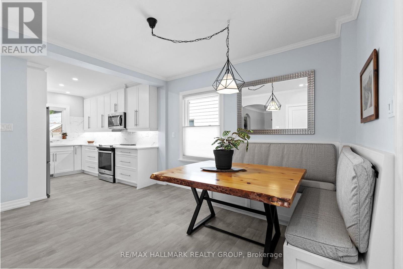 1622 Drake Avenue, Ottawa, Ontario  K1G 0L8 - Photo 5 - X12367119