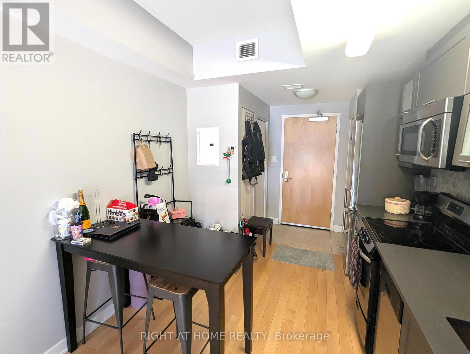 2404 - 40 Nepean Street, Ottawa, Ontario  K2P 0X5 - Photo 5 - X12367134