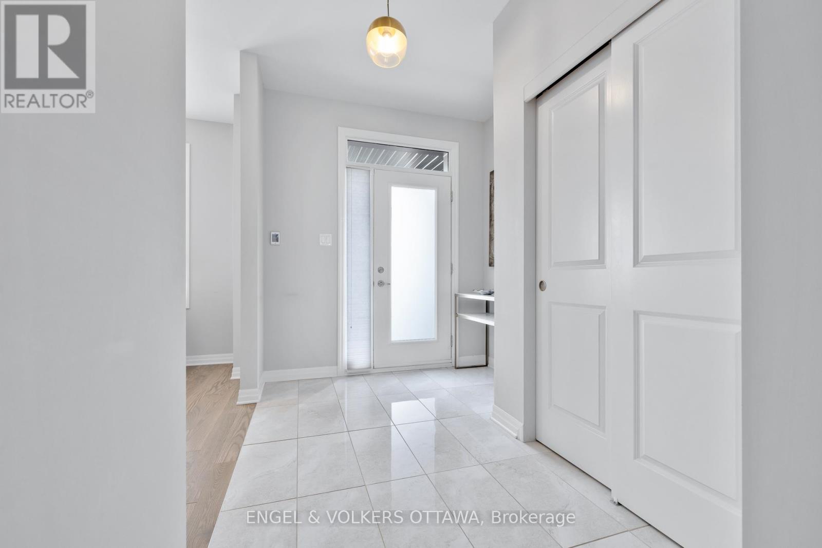 Property at 624 MIKINAK ROAD image 5