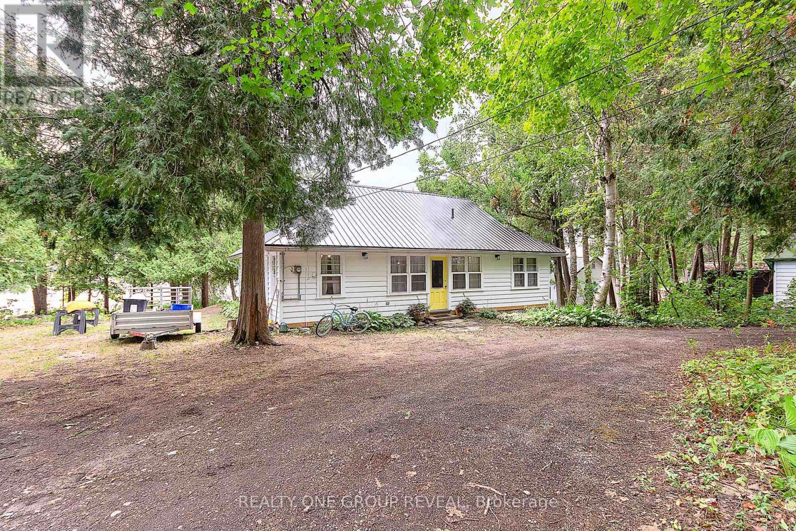 26 Fire Route 128 E, Trent Lakes, Ontario  K0M 1A0 - Photo 6 - X12365253