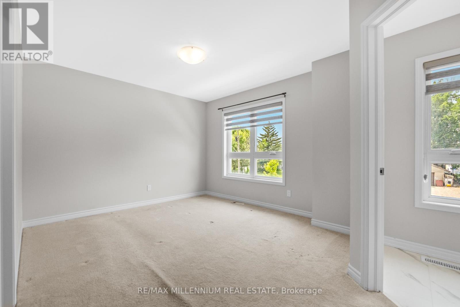 19 Perenack Avenue, Welland (Broadway), Ontario  L3C 5L5 - Photo 30 - X12359696