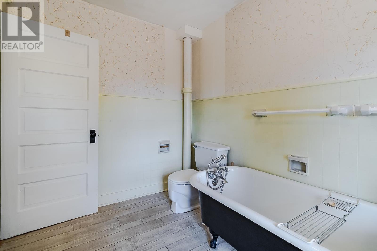 68 Pine St, Sault Ste. Marie, Ontario  P6A 3Y1 - Photo 28 - SM252401