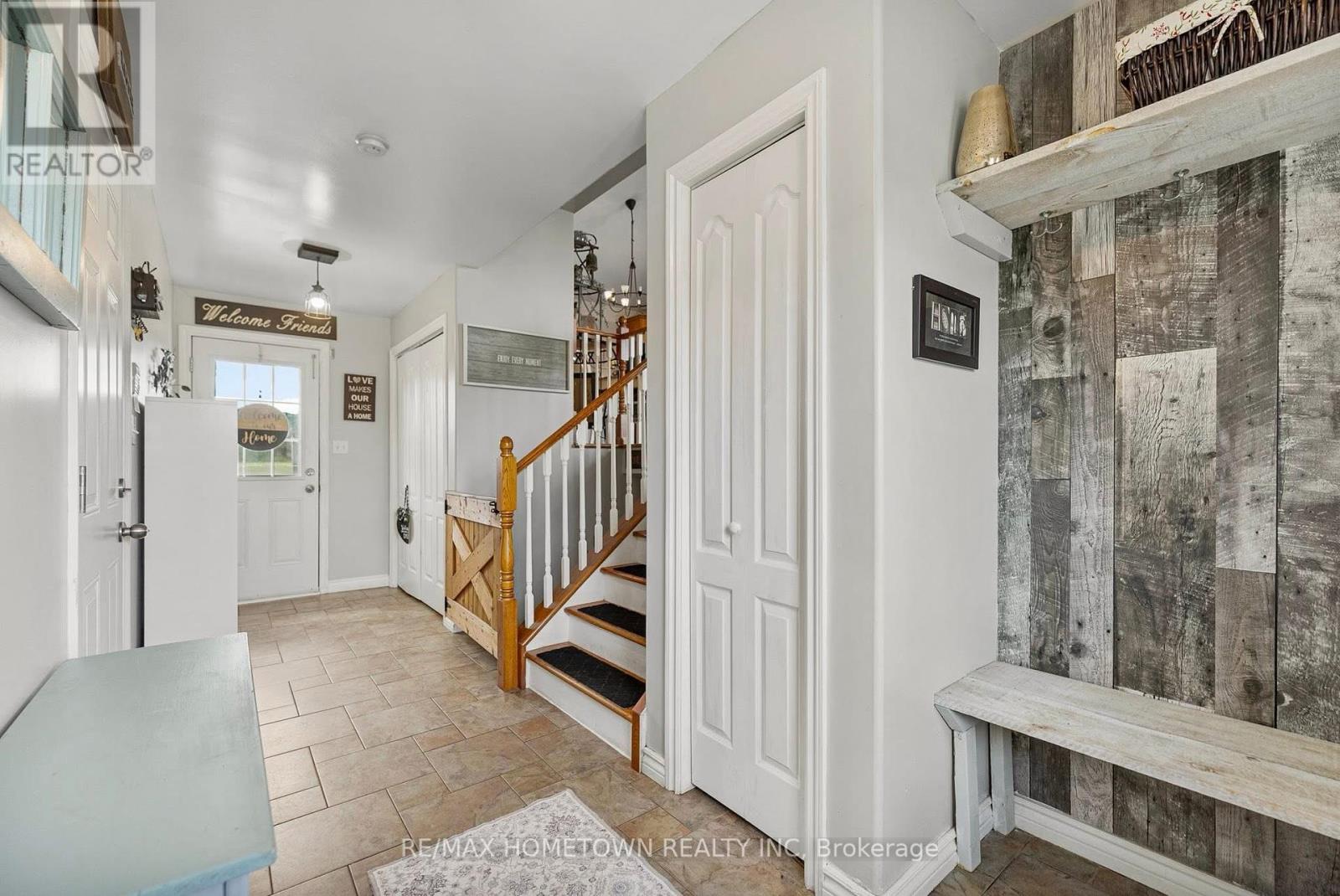 4650 County Rd 15 Road, Augusta, Ontario  K6V 5T2 - Photo 5 - X12367154