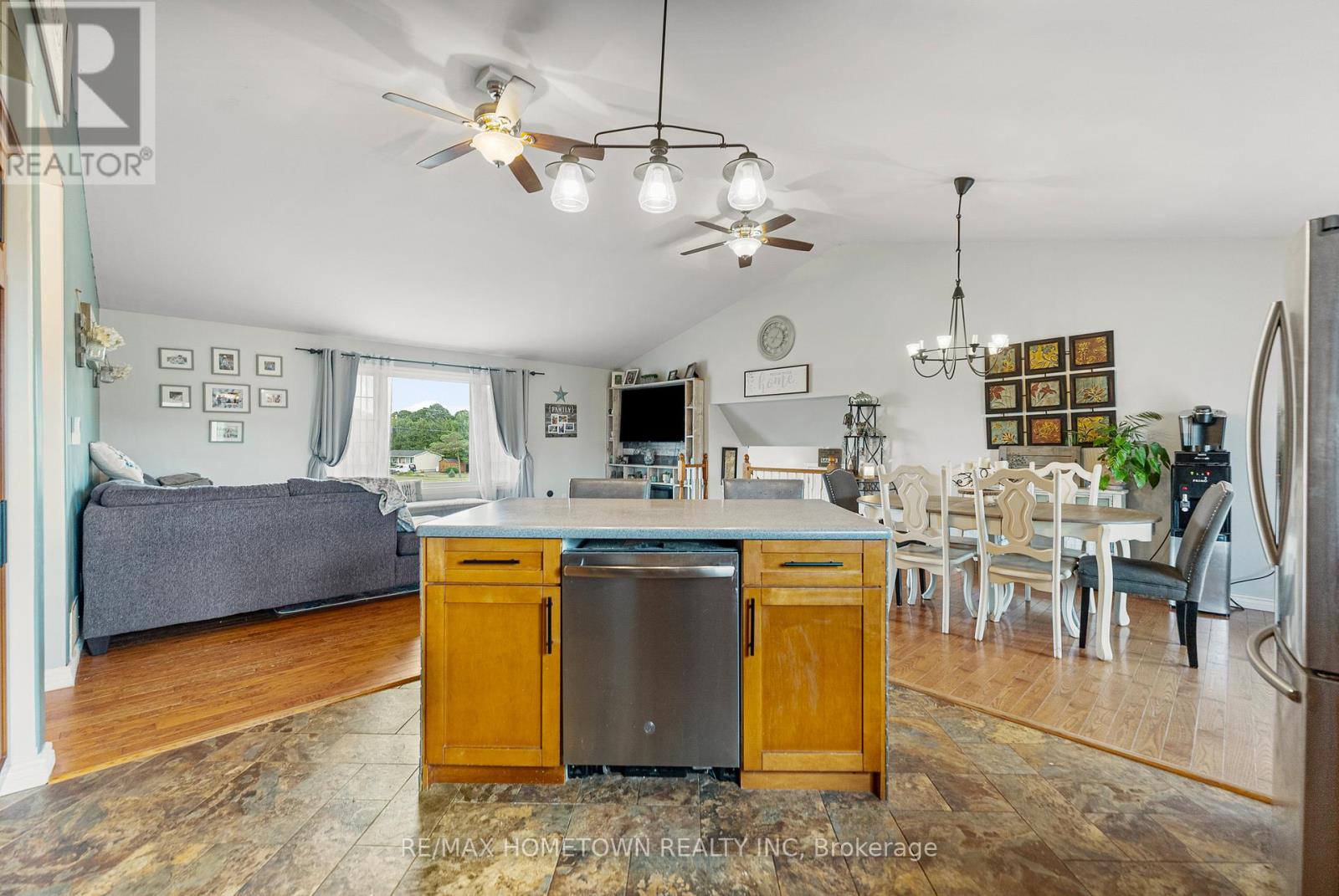 4650 County Rd 15 Road, Augusta, Ontario  K6V 5T2 - Photo 8 - X12367154