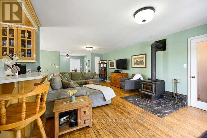 4429 Kilkenny Road, Elizabethtown-Kitley, Ontario  K0E 1M0 - Photo 16 - X12367169