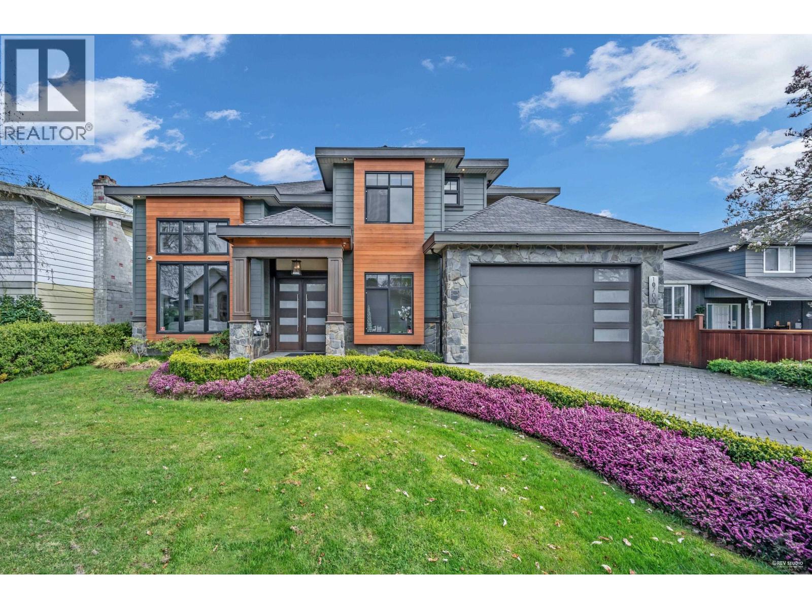 10700 HOUSMAN STREET, Richmond, British Columbia