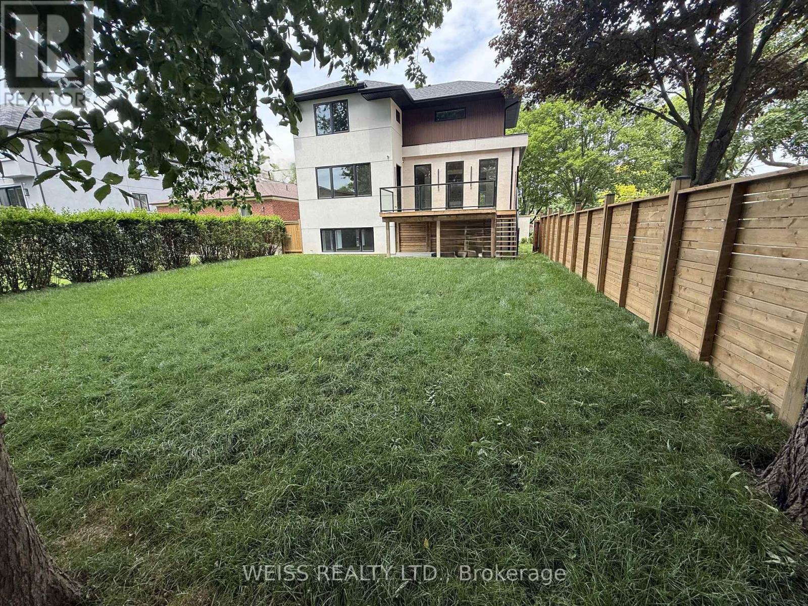 137 Bannockburn Avenue, Toronto (Bedford Park-Nortown), Ontario  M5M 2N4 - Photo 23 - C12367072